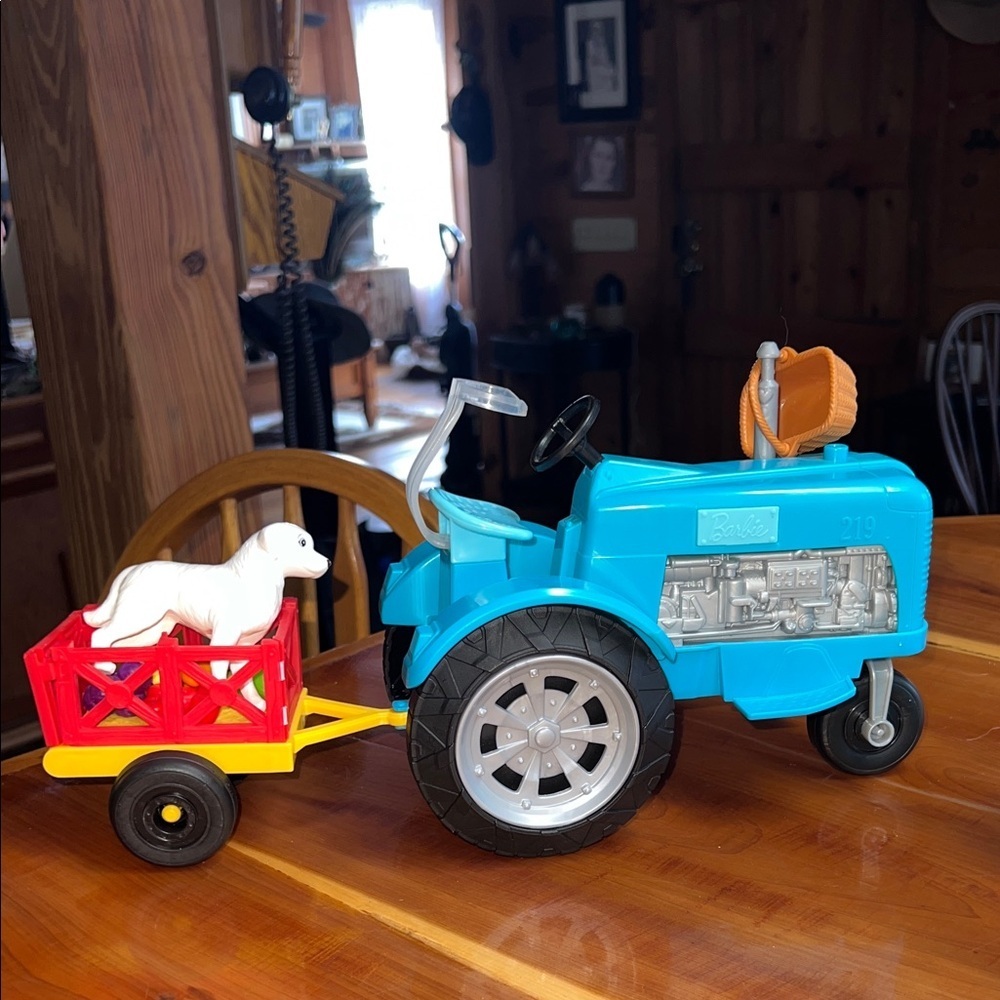 Barbie Sweet Orchard Farm Tractor with Dog